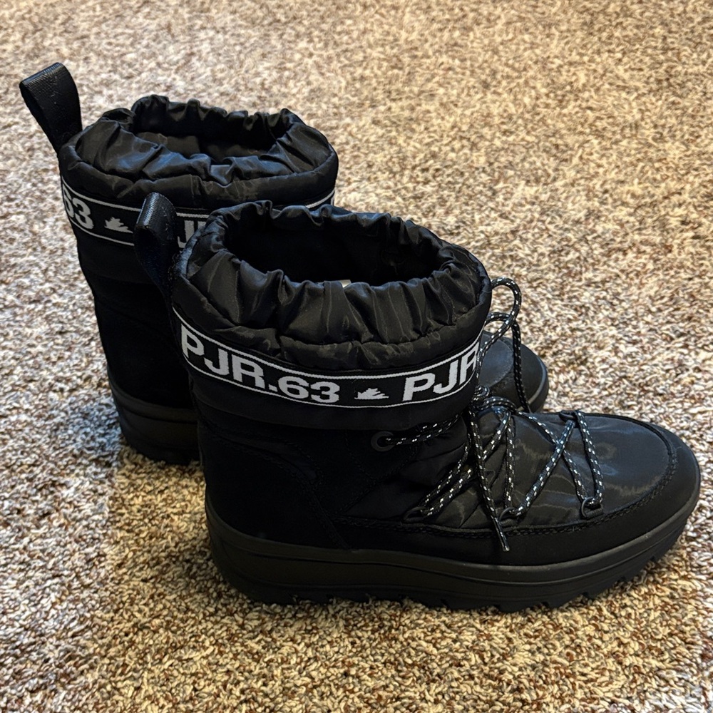 Pajar Black Winter Boots with Logo